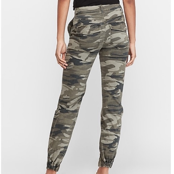 High Rise Cropped Straight Camo Pant - Picture 2 of 6